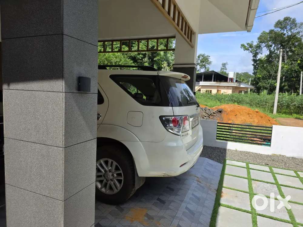 Original Kerala, Showroom Maintained , Senior Citizen Used Fortuner
