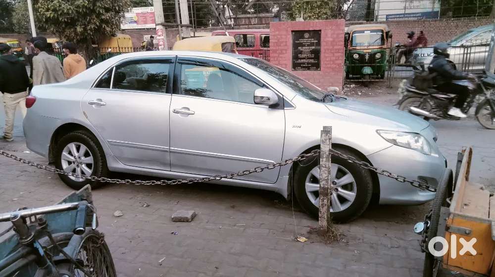 Toyota Corolla Altis 2011 Model