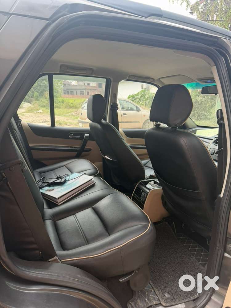 Tata Safari Storme 2014