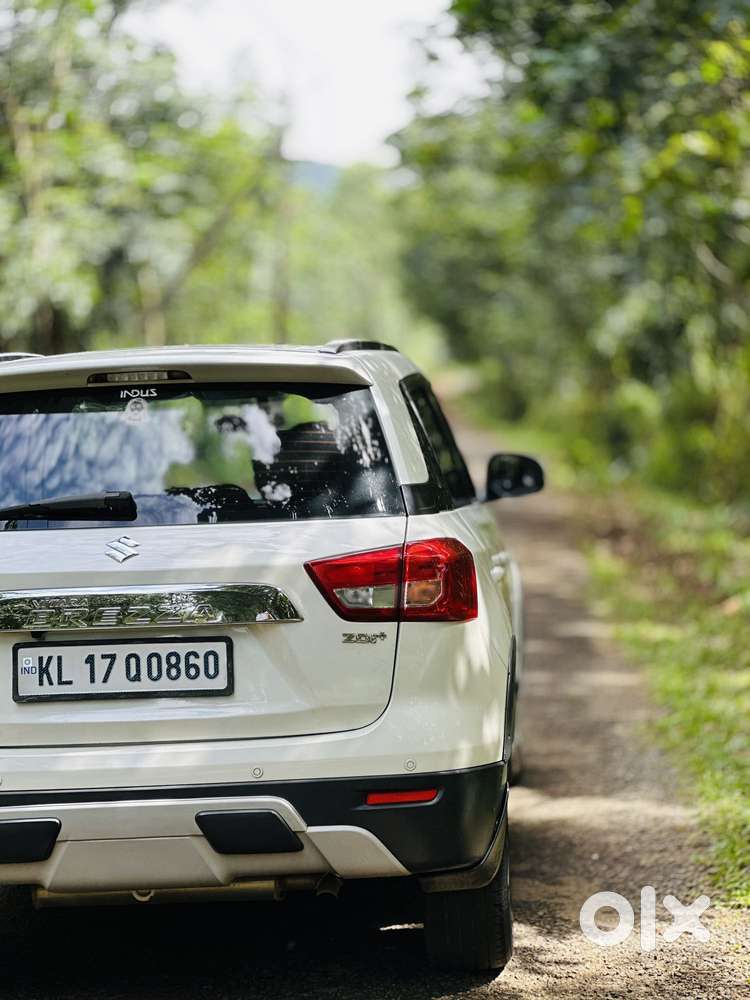 Maruti Suzuki Brezza Zdi+ Dual Tone, 2017, Diesel