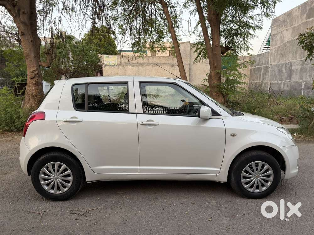 Maruti Suzuki Swift Ldi Bsiv, 2011, Diesel