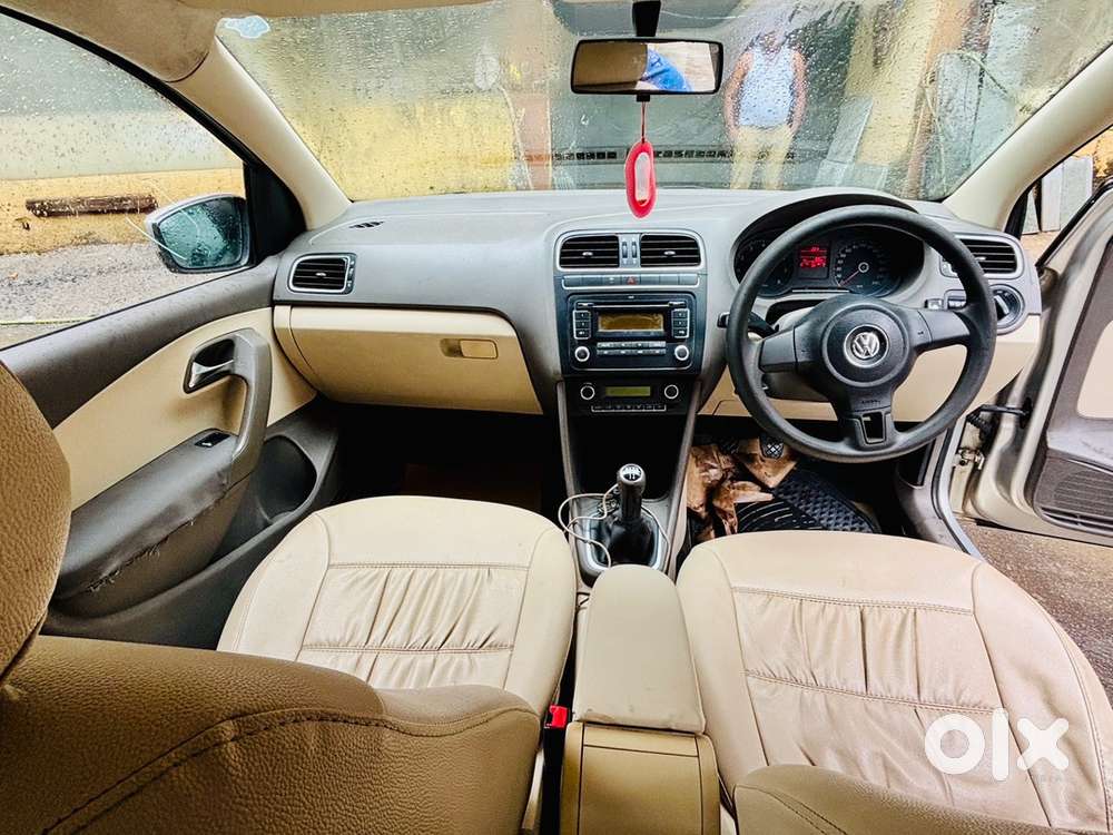 Volkswagen Vento 1.6 Petrol 2011