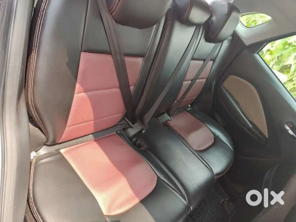 Toyota Glanza V Amt 2023 Petrol Top Model Automatic Well Maintained