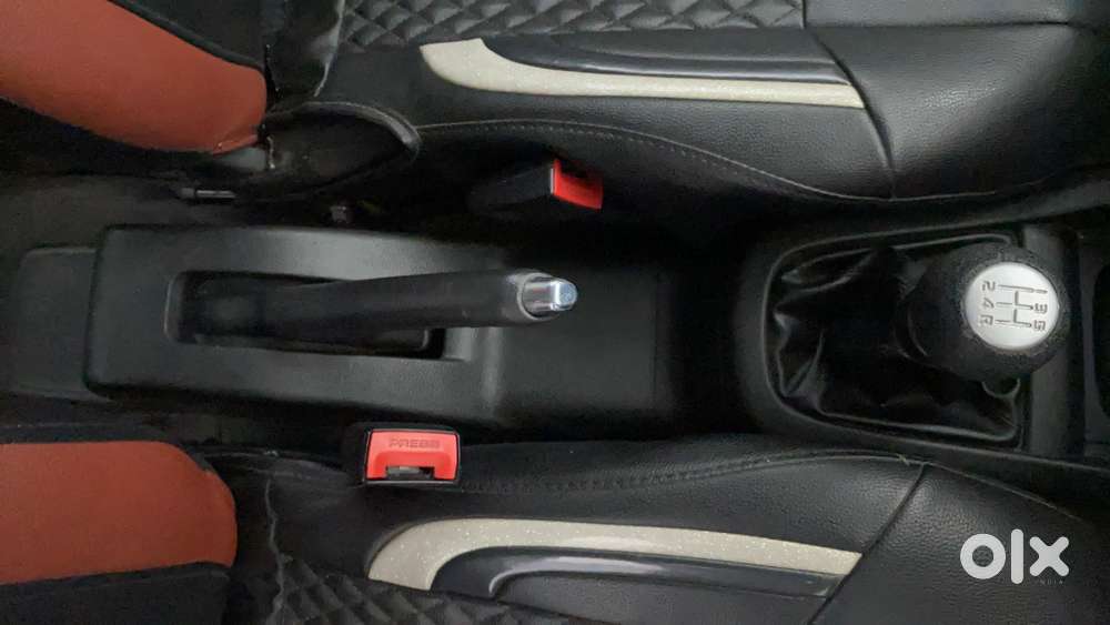 Maruti Suzuki Swift Vxi, 2015, Petrol