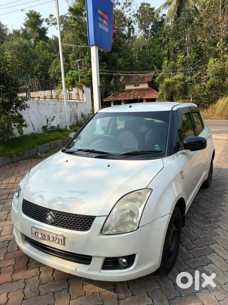 Maruti Suzuki Swift 2011 Diesel 189000 Km Driven