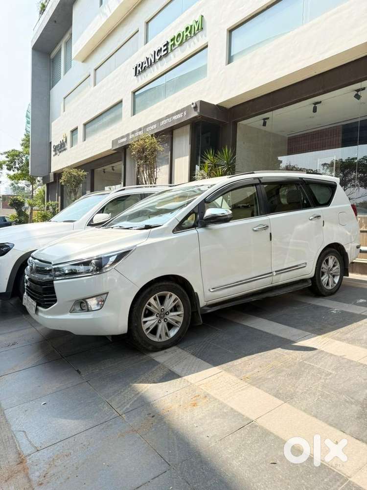 Toyota Innova Crysta 2019 Diesel Well Maintained