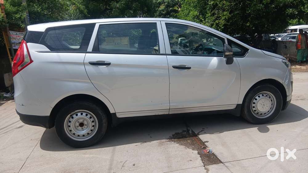 Mahindra Marazzo M2 8str, 2023, Diesel