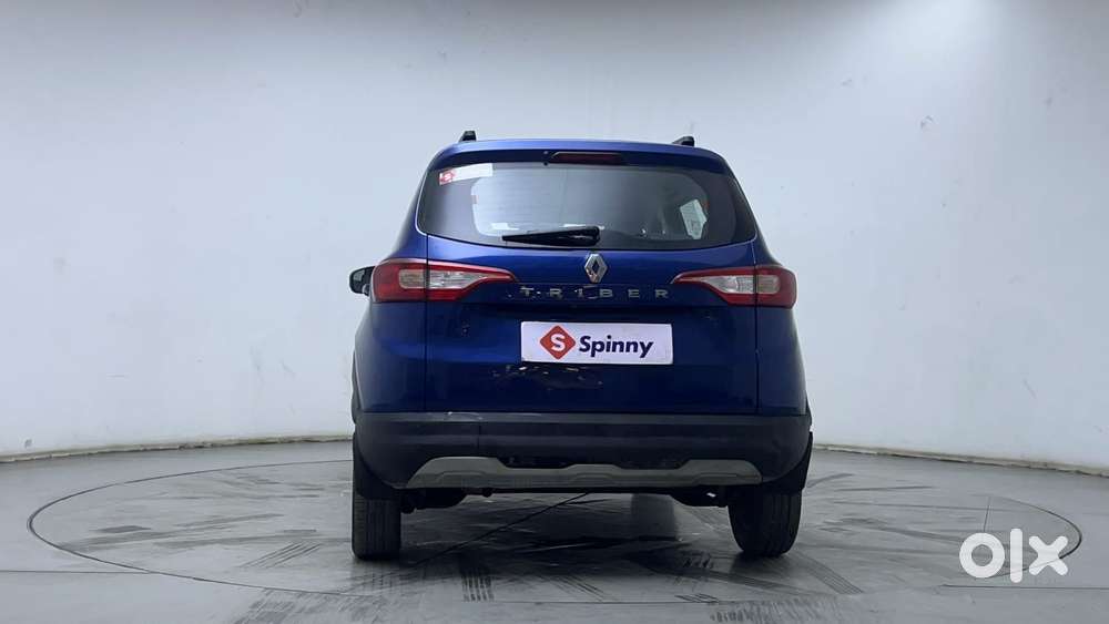 Renault Triber Rxz, 2022, Petrol