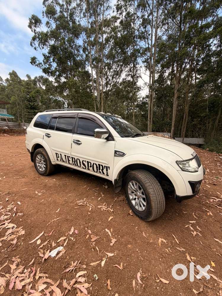 Mitsubishi Pajero Sport 2012