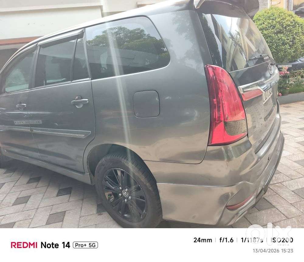 Toyota Innova 2.5 G (diesel) 7 Seater Bs Iv, 2013, Diesel