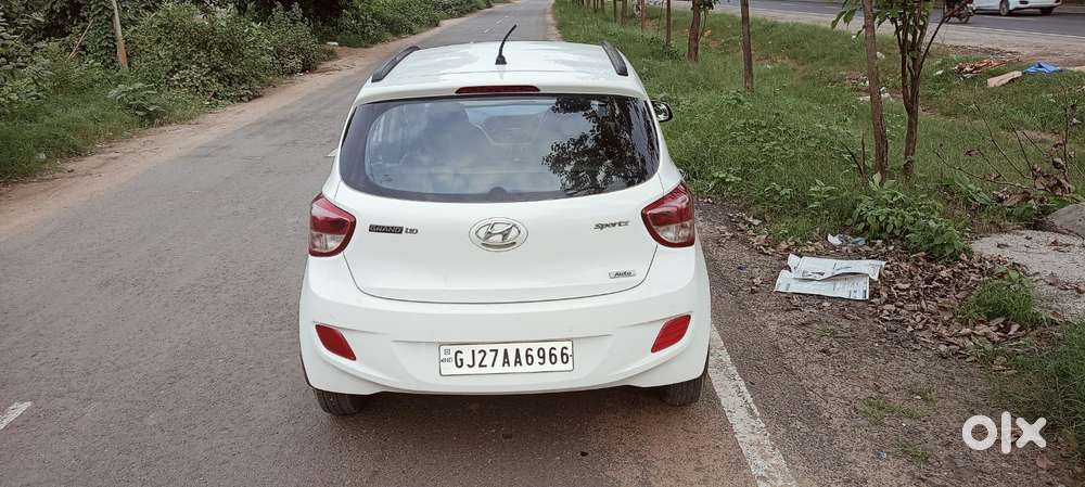 Hyundai Grand I10 1.2 Sportz At, 2013, Petrol