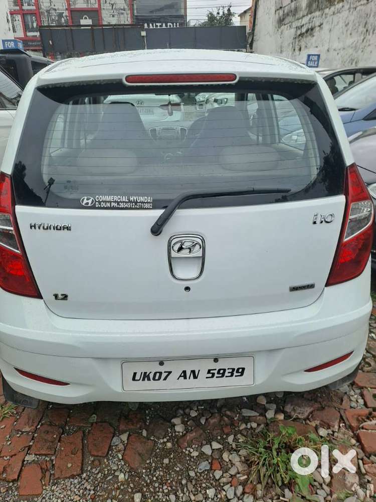Hyundai I10 Sportz, 2012, Petrol