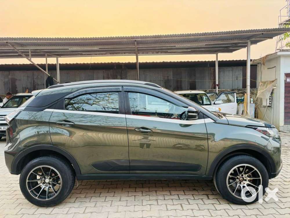 Tata Nexon 1.2 Revotron Xz Plus, 2022, Petrol