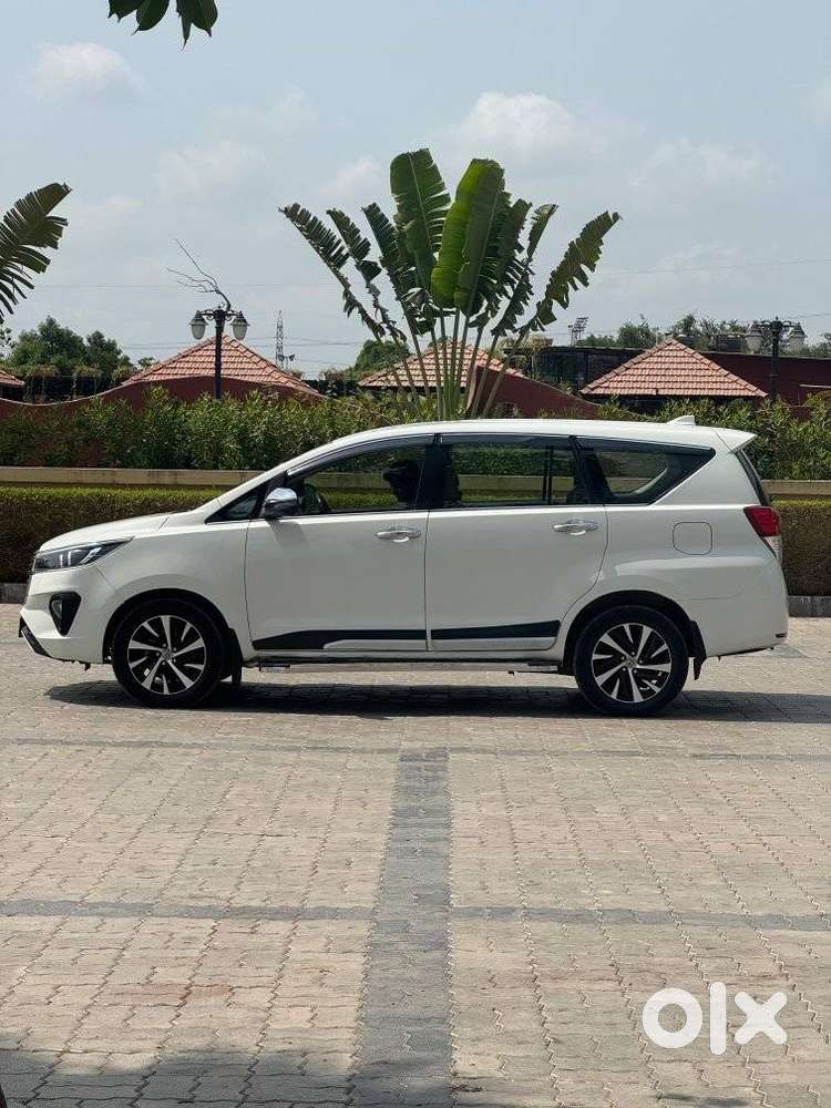 Toyota Innova Crysta 2.4 Z 7 Str, 2020, Diesel