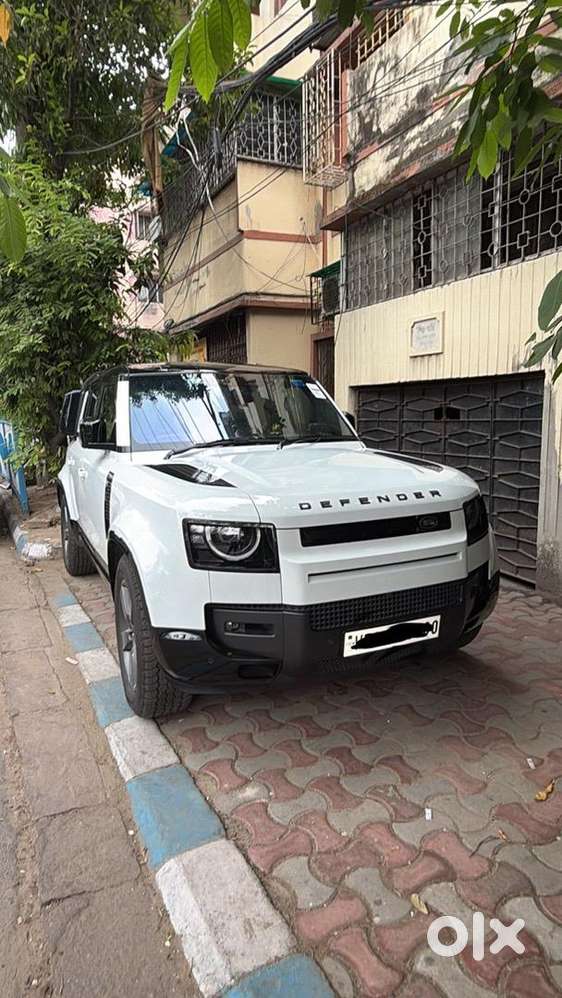 Land Rover Defender 110 2026 Petrol 3500 Km Driven