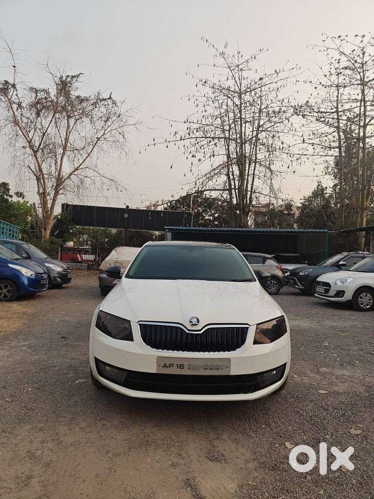 Skoda Octavia 2.0 Tdi Style Plus At, 2016, Diesel