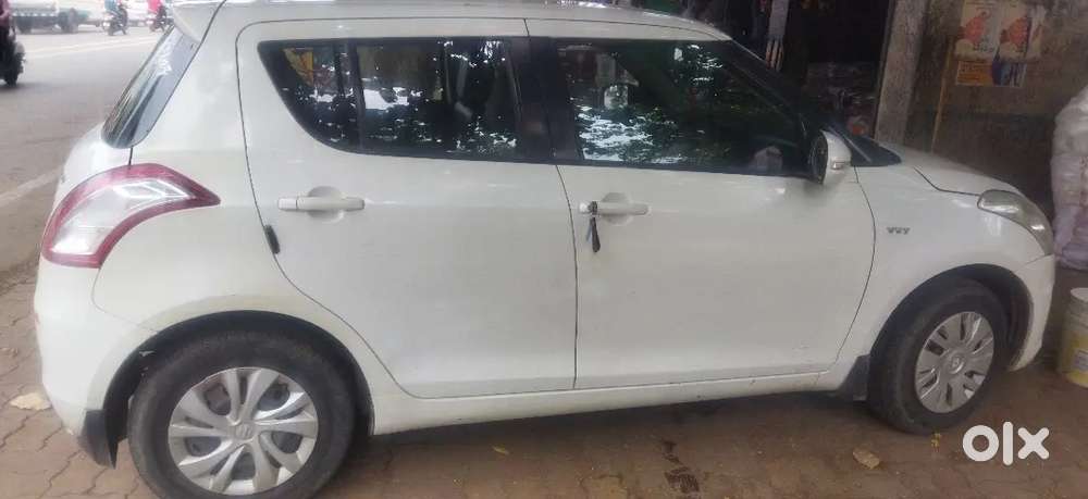 Maruti Suzuki Swift 2016 Cng & Hybrids 45000 Km Driven