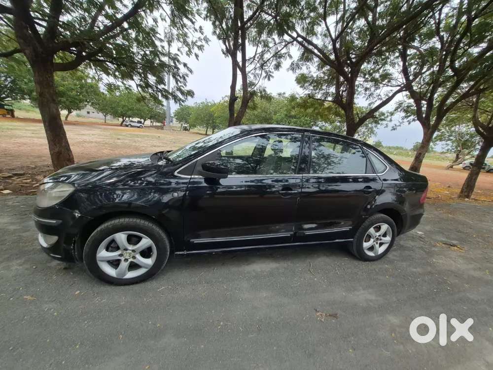 Skoda Rapid 1.6 Elegance 2013