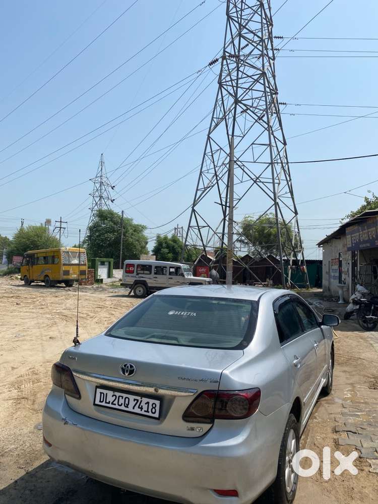 Toyota Corolla Altis 2011
