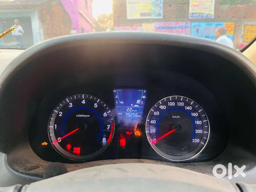 Hyundai Fluidic Verna 2014