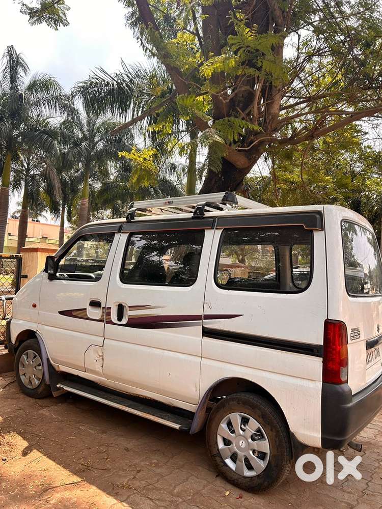 Maruti Suzuki Eeco 2013 Petrol Well Maintained