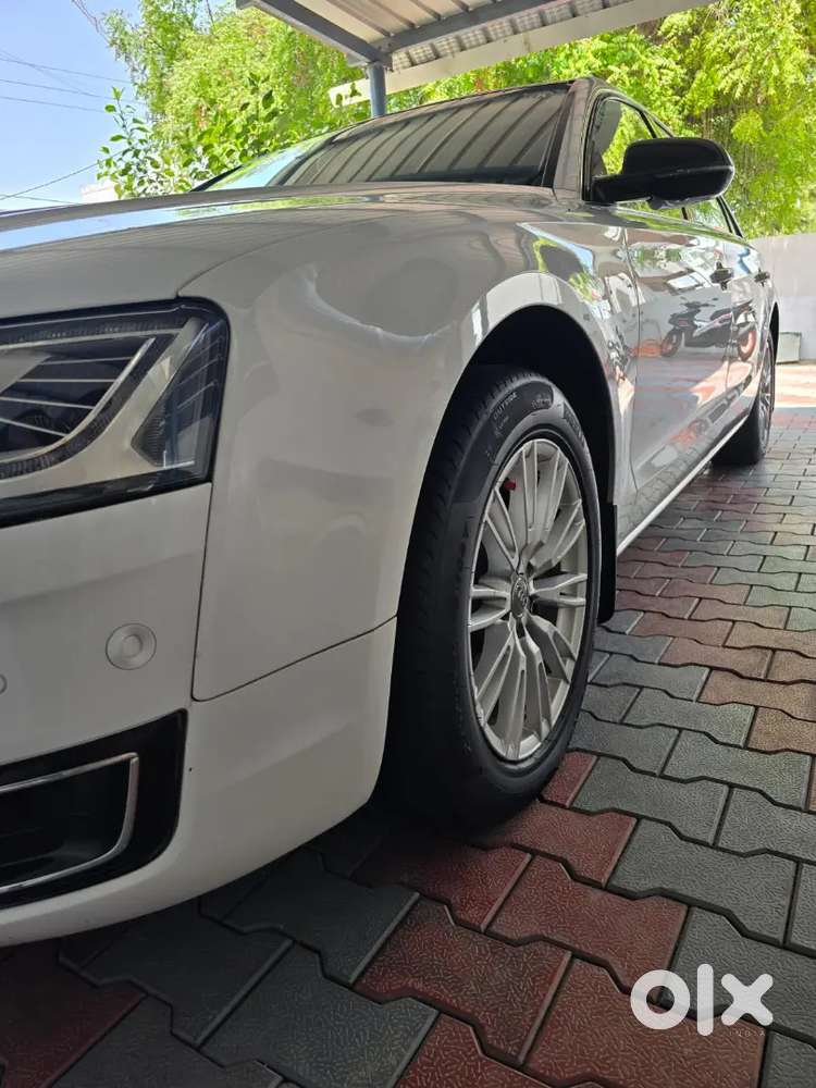 Audi A8l (2015)