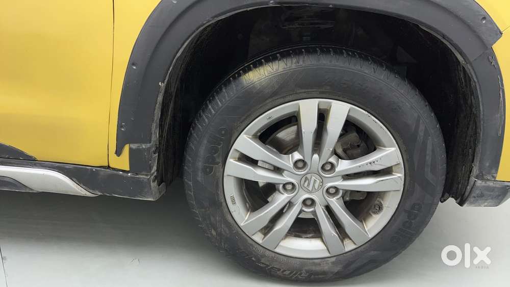 Maruti Suzuki Vitara Brezza Zdi+ Dual Tone Mt, 2017, Diesel