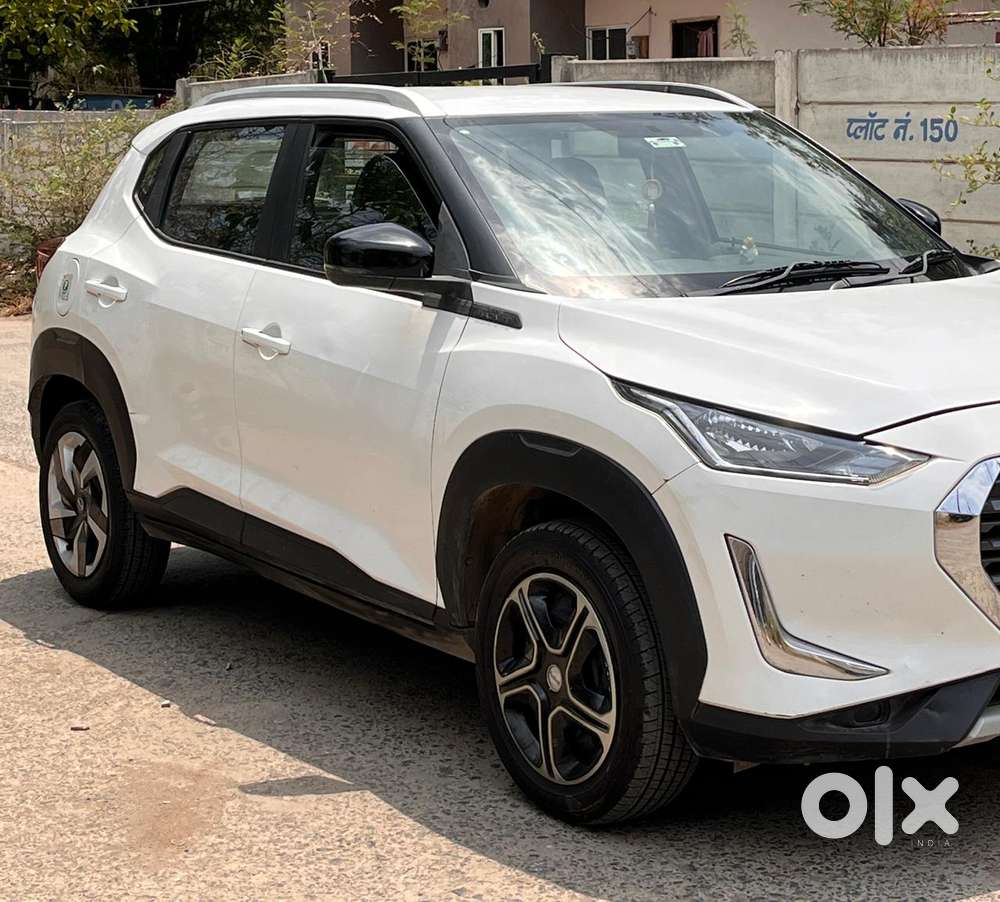 Nissan Magnite 1.0 Xv, 2022, Petrol