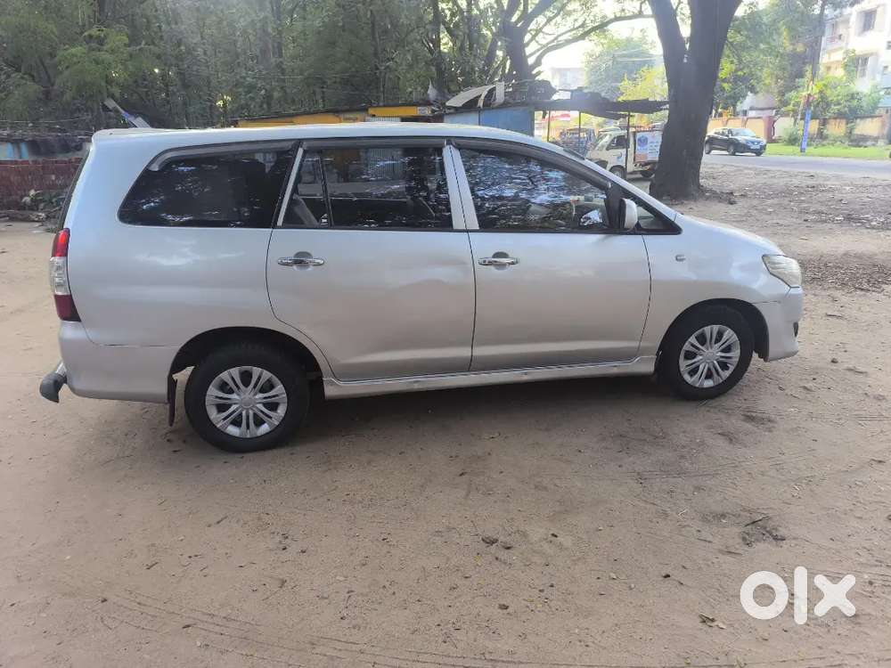 Toyota Innova 2013 Diesel Well Maintained