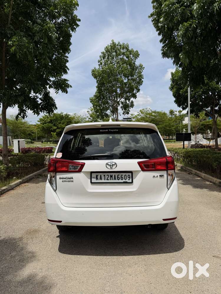 Toyota Innova Crysta 2.4 V 7 Str, 2019, Diesel