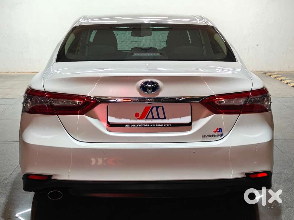 Toyota Camry Hybrid, 2020, Petrol