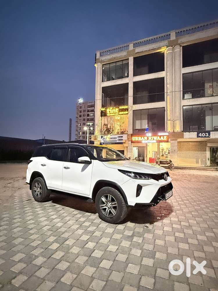 Toyota Fortuner 4x2 At 2.8 Diesel, 2018, Diesel