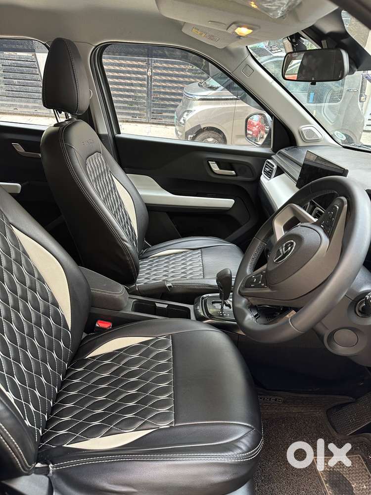 Tata Punch Creative+ Amt 2025  13500 Km  Daytona Grey   Top Variant