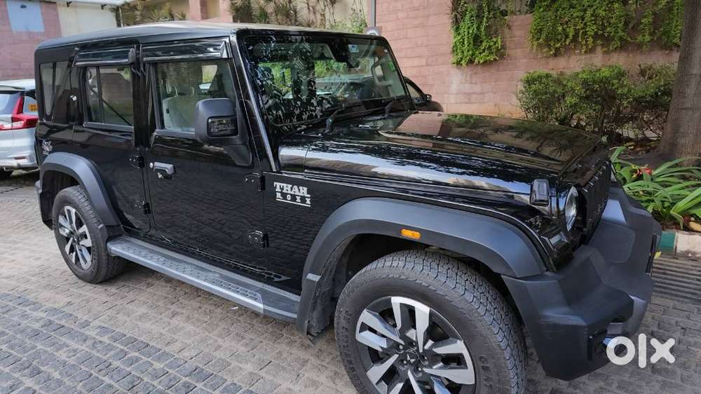 Mahindra Thar Roxx 2025 Diesel At 4wd Stealth Black