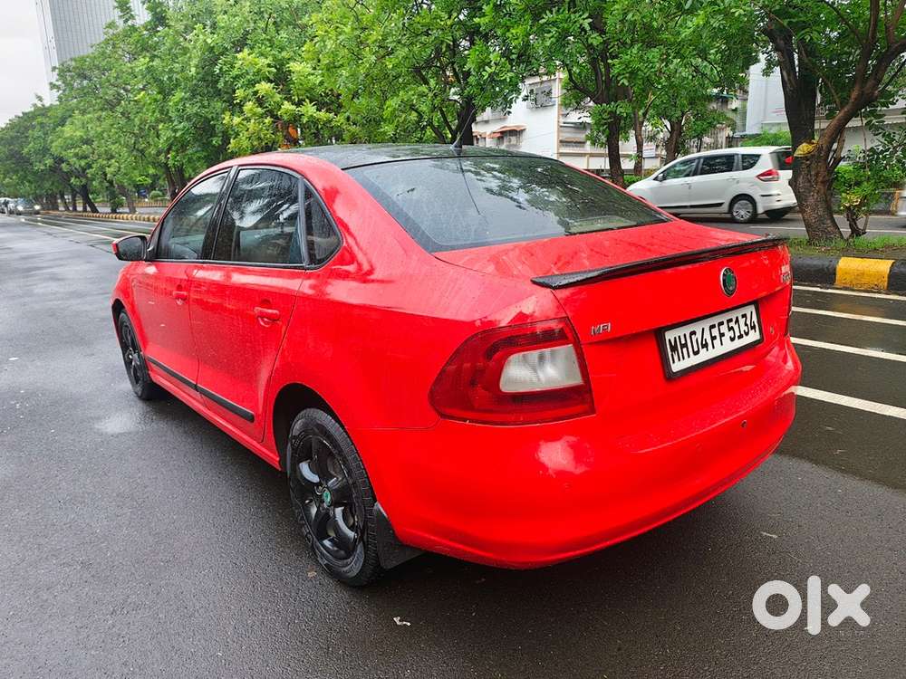 Skoda Rapid Elegance 2012