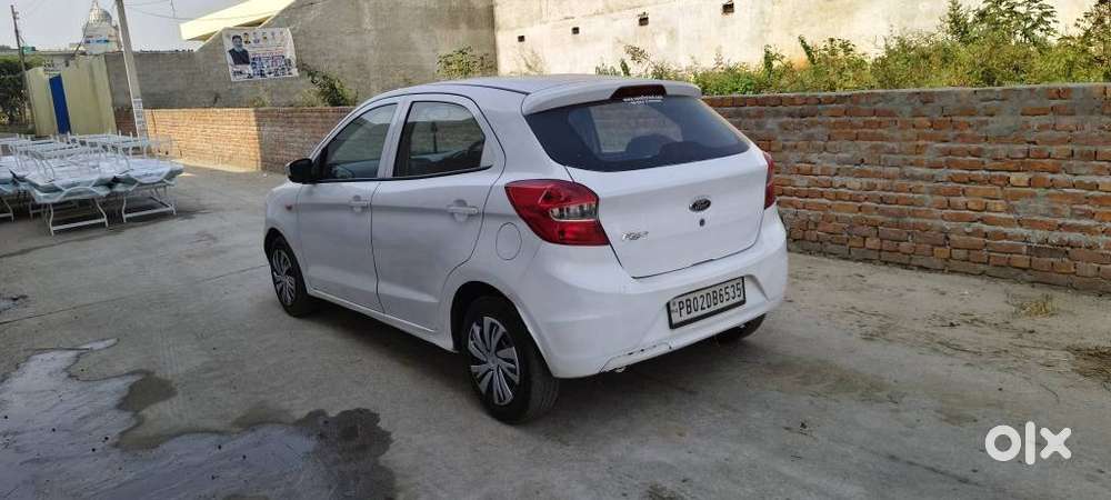 Ford Figo Petrol Titanium, 2017, Petrol
