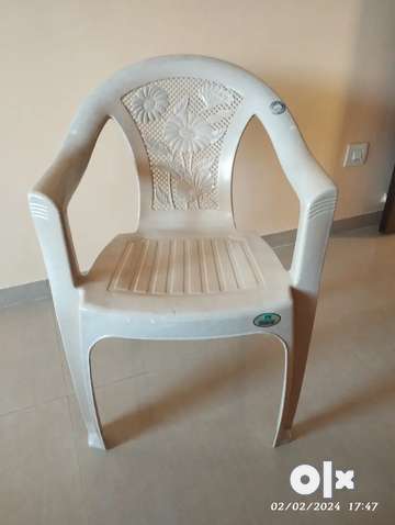 Nilkamal chairs online cost