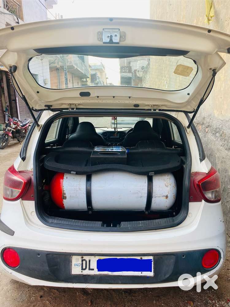 Hyundai Grand I10 2018 Company Fitted Cng  Good Condition