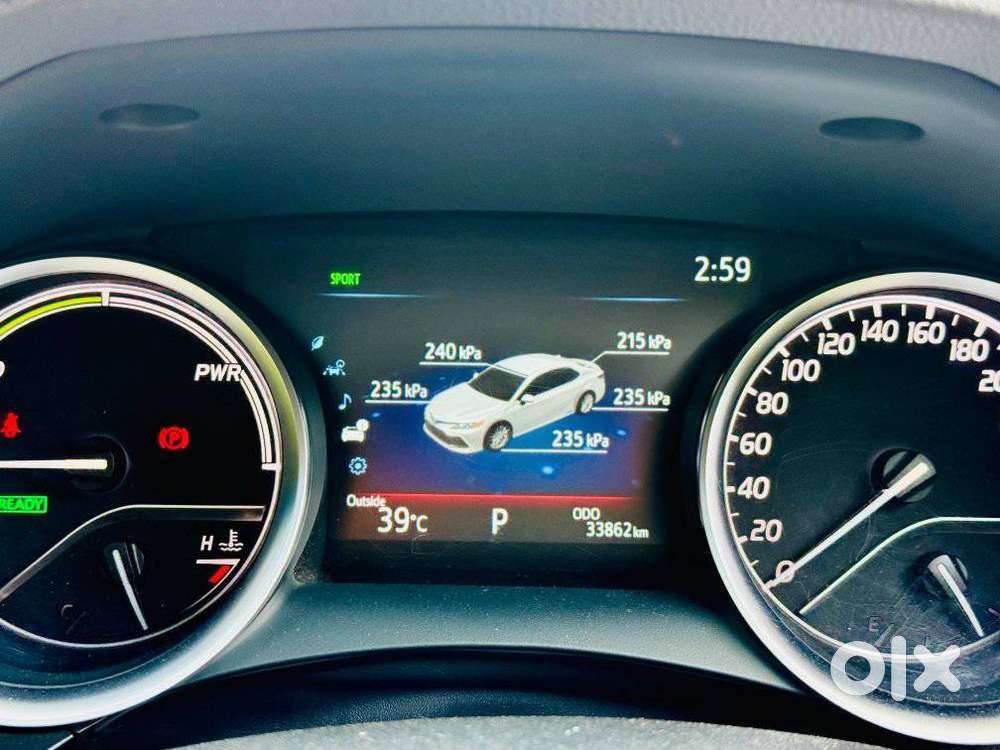 Toyota Camry Hybrid, 2024, Petrol