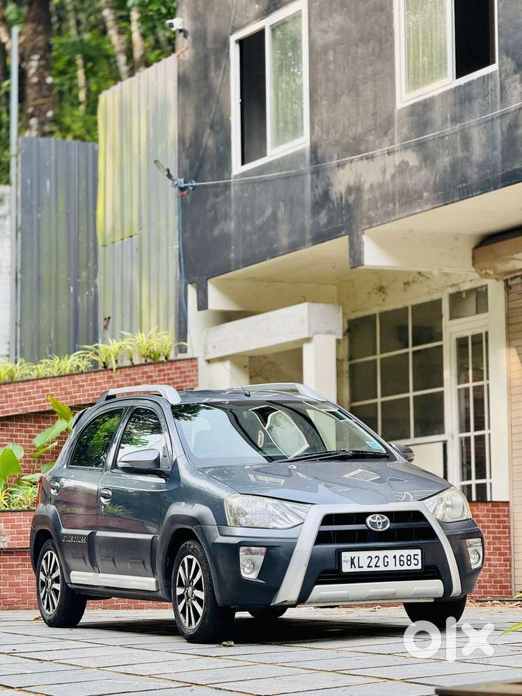 Toyota Etios Cross 1.2l G, 2014, Petrol