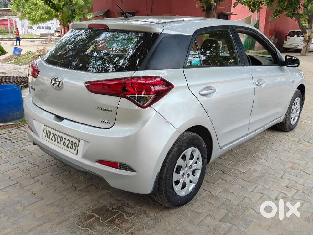Hyundai I20 1.2 Magna Executive, 2015, Cng & Hybrids