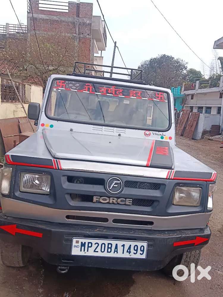 Force Motors Trax Cruiser 20009 Diesel 250000 Km Driven