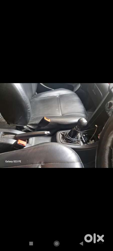 Maruti Suzuki Swift Vxi 1.2 Abs Bs-iv, 2013, Petrol