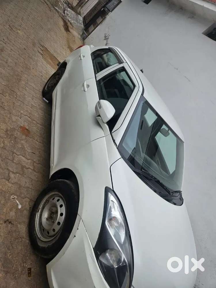 Maruti Suzuki Dzire 2016 Diesel Manual