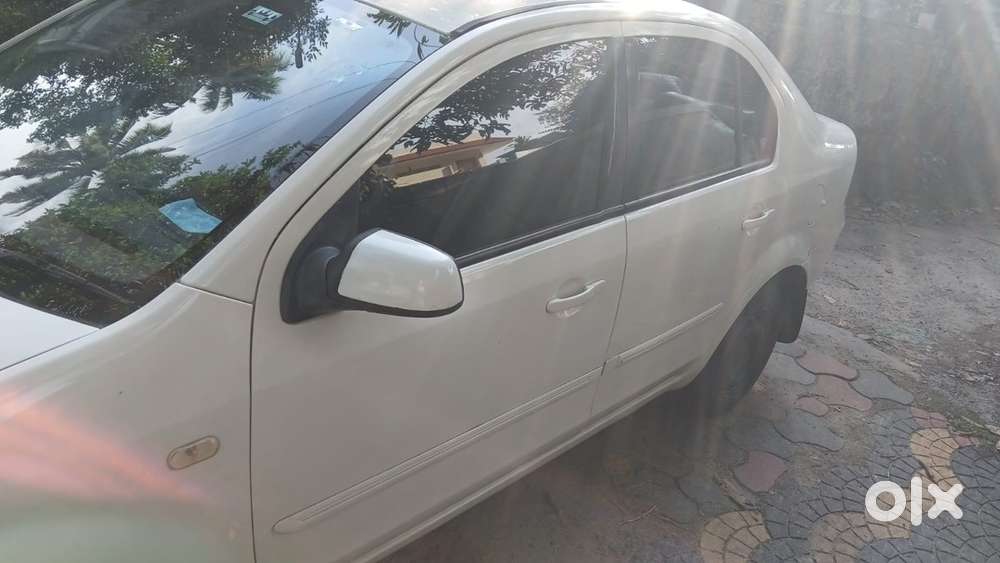 Ford Fiesta Classic 2015 Model