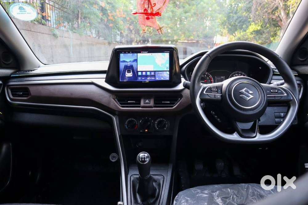 Maruti Suzuki Brezza 1.5 Lxi Cng, 2025, Cng & Hybrids