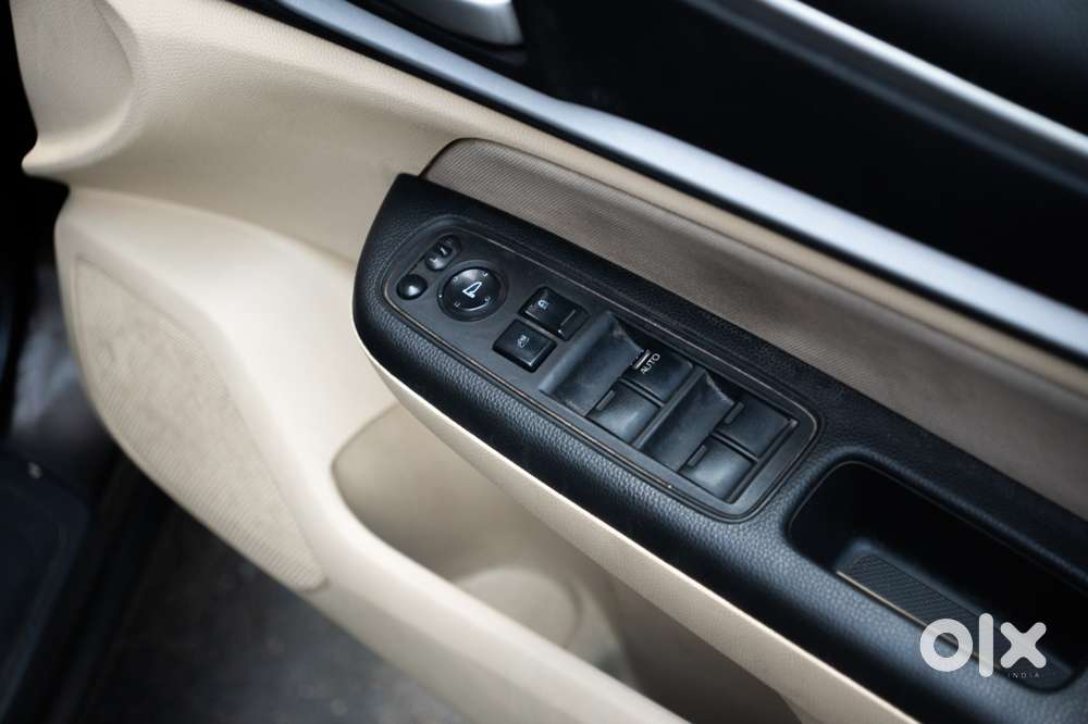 Honda Amaze Vx (o) I-vtec, 2022, Petrol