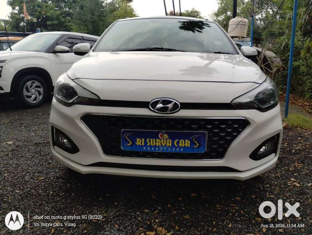 Hyundai Elite I20 1.2 Asta (o) Cvt, 2019, Petrol