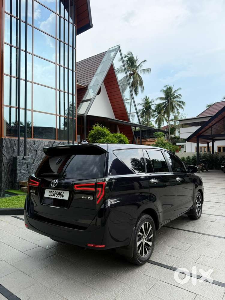 Toyota Innova Crysta 2.4 Z 2022 Bs6 Manual