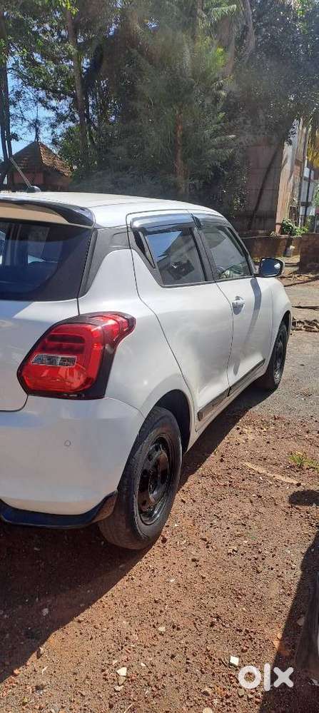 Maruti Suzuki Swift 1.2 Vxi (o), 2022, Petrol